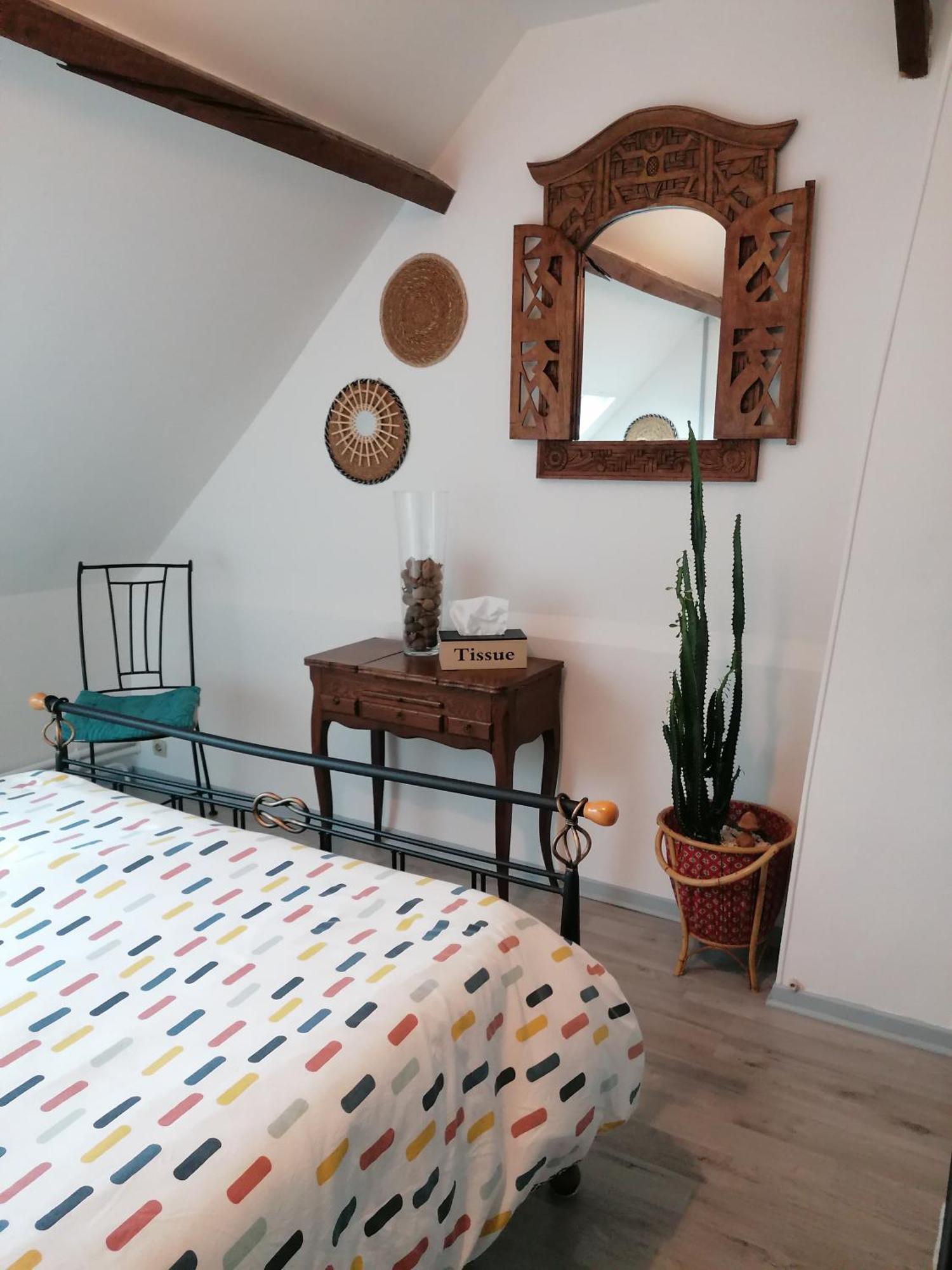 Lola Daire Montigny-Sur-Crecy Dış mekan fotoğraf